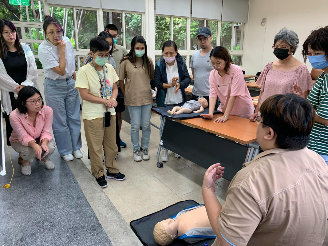 急救課程,cpr證照,保母證照.新手父母急救課,,嬰幼兒cpr,民眾.居服員長照課程,咀嚼吞嚥照顧課,台北.台中.高雄.新竹.嘉義.宜蘭.花蓮台東成人嬰幼兒成人急救訓練,CPR課程, AED課程報名,CPR證書,CPR+AED 證照班課程心臟電擊器,自動體外心臟電擊去顫器,AED租賃,AED買斷zoll，高雄厝AED,高雄厝設計及鼓勵回饋辦法AED,消防隊 AED，AED神救援，觀光工廠昏倒，傻瓜電擊器派上用場，健身房AED，AED買斷購買,AED租賃,AED購買,高雄厝AED,高雄厝設計及鼓勵回饋辦法Little Anne